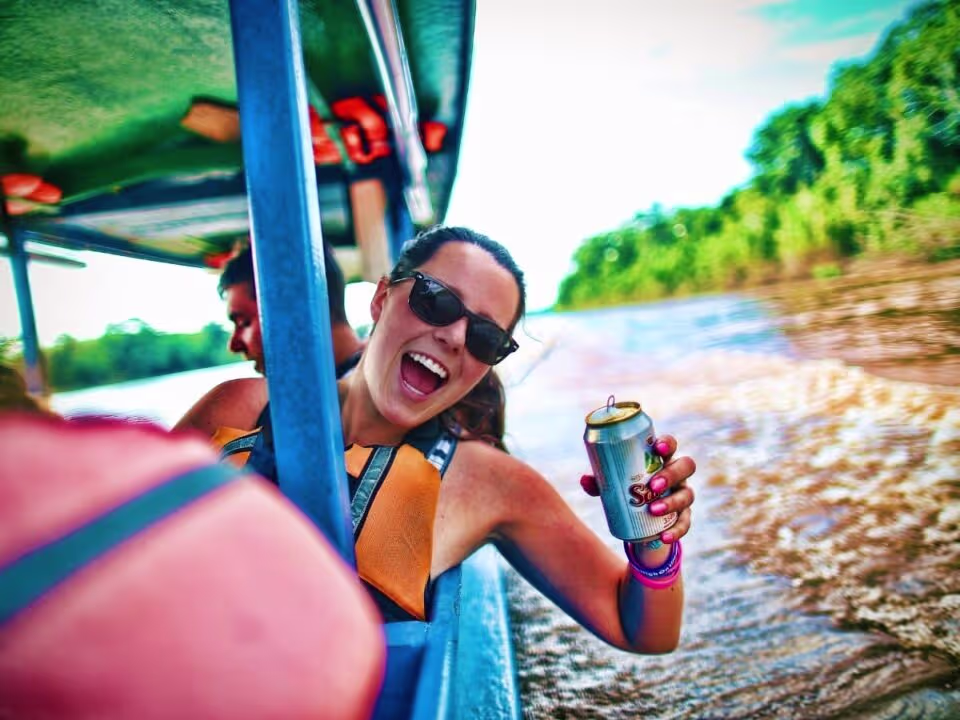 Adventure  4 Day tour Puerto Maldonado – Sandoval lake